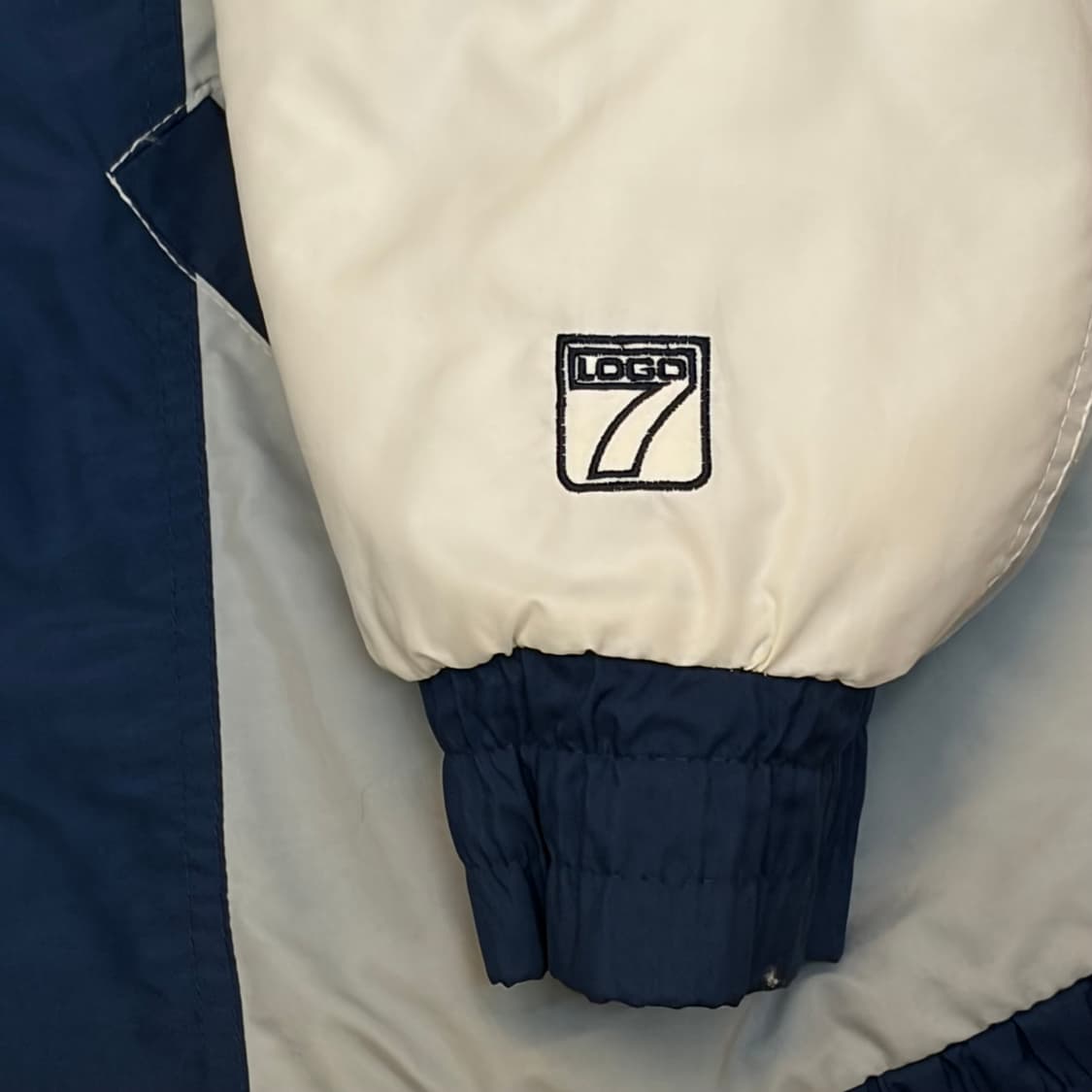 90s Made in Korea 생산 미국 빈티지 NFL 패딩점퍼 상품이미지9