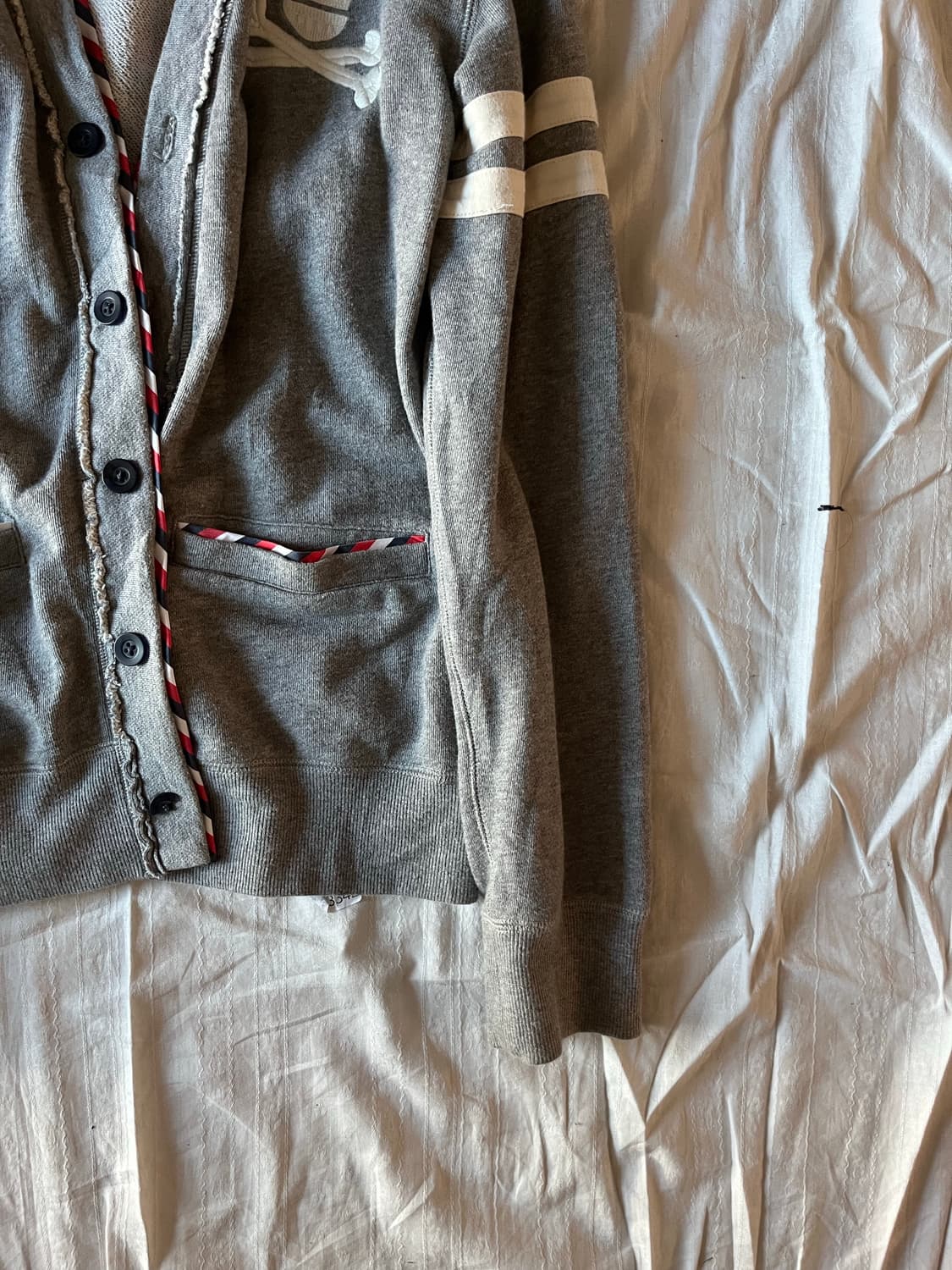 BEAMS Skull Patch Cardigan 상품이미지3