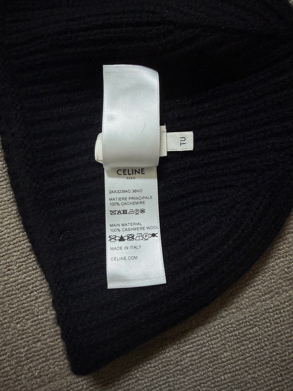 셀린느 트리옹프 캐시미어 블랙 비니 (백화점판) 판매 상품이미지6