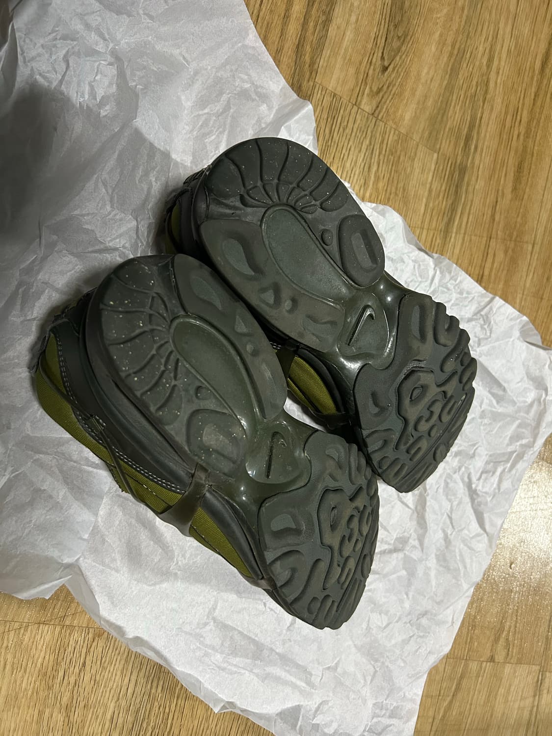 나이키 에어 쿠키니 필그림 세쿼이아 280 상품이미지3