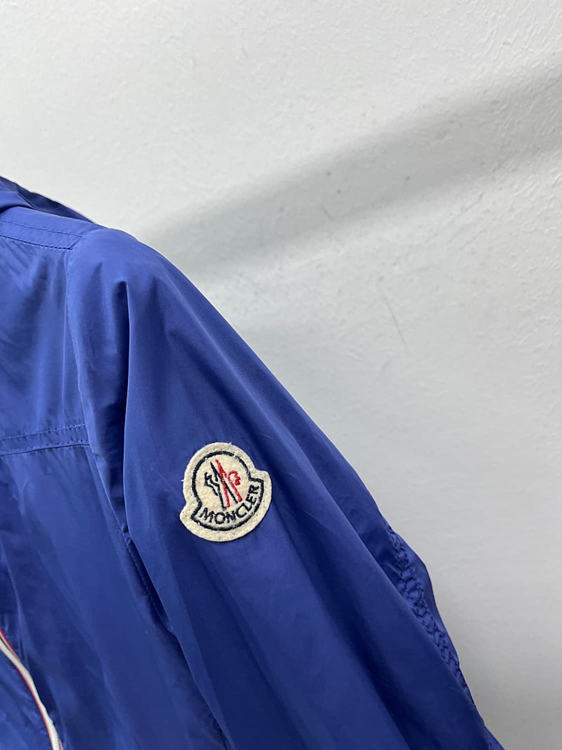 여) 몽클레어 후드 바람막이자켓  상품이미지4