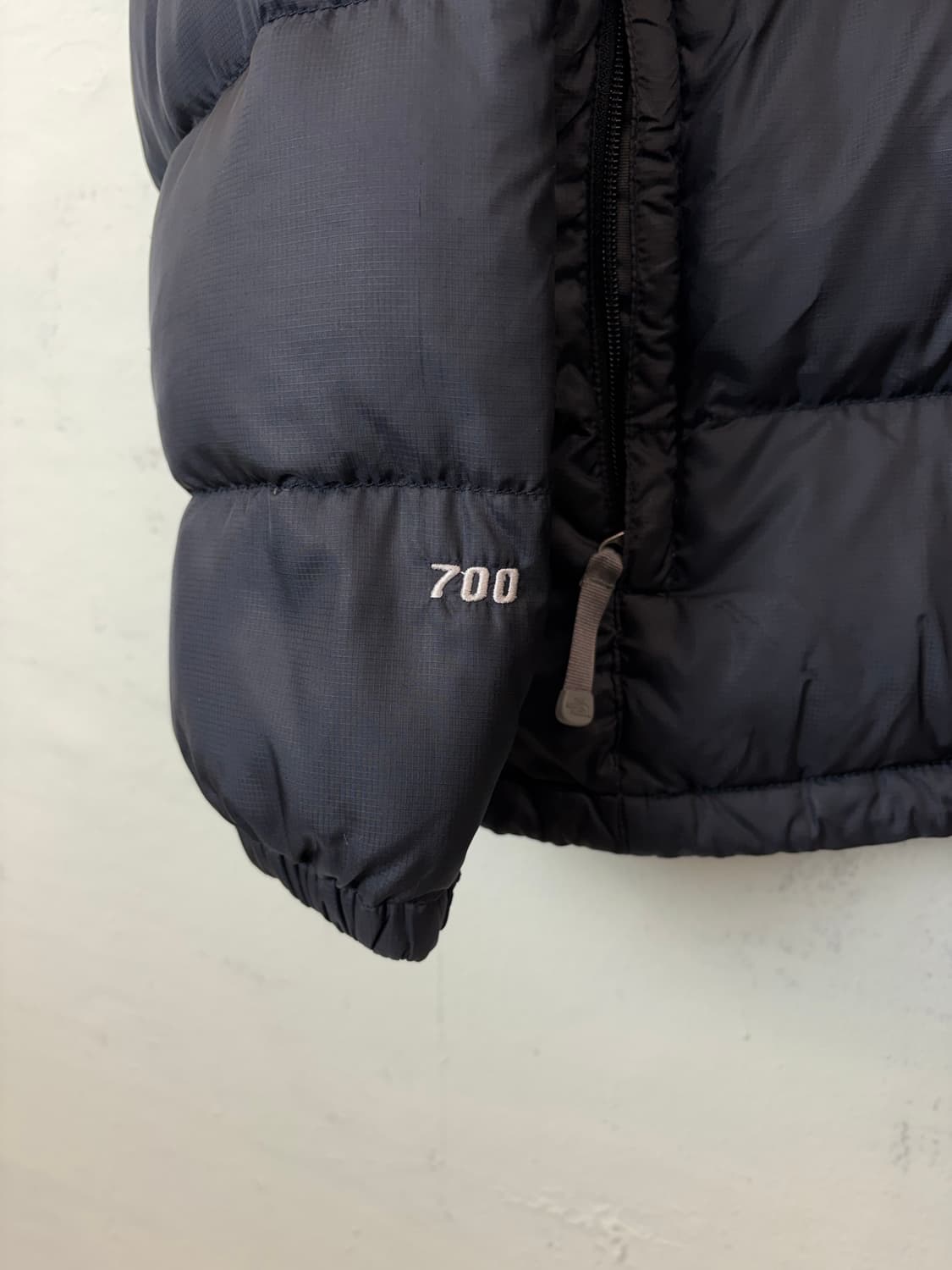 노스페이스 700 눕시 블랙 패딩 상품이미지7