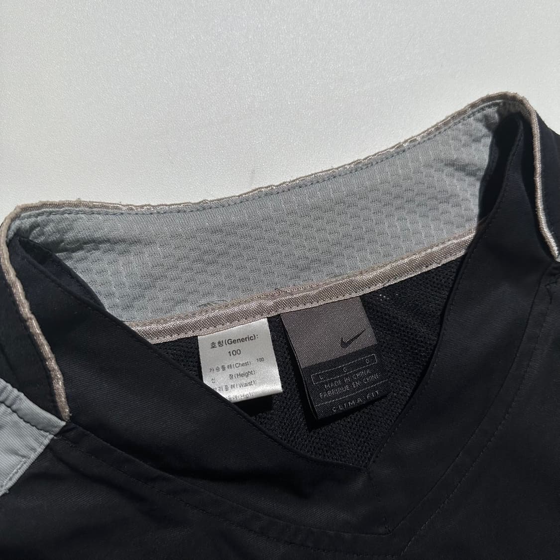 나이키 클리마핏 스우시 배색 웜업 맨투맨 상품이미지3