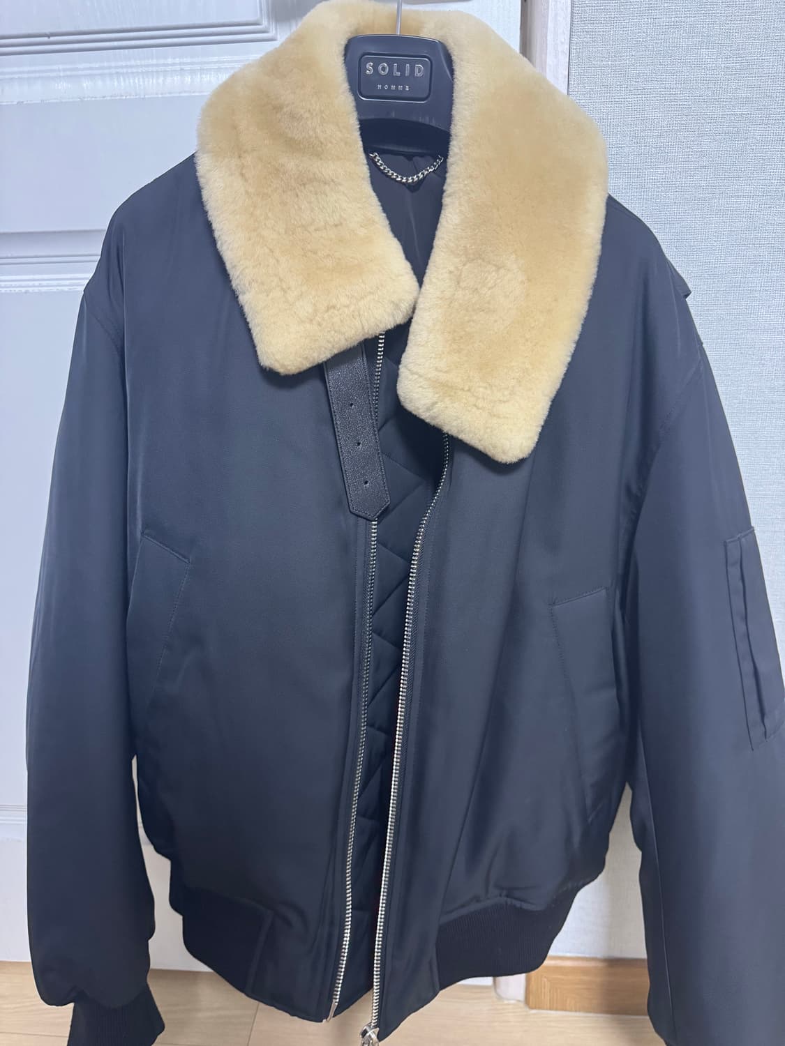 솔리드옴므 다운봄버 패딩 상품이미지3