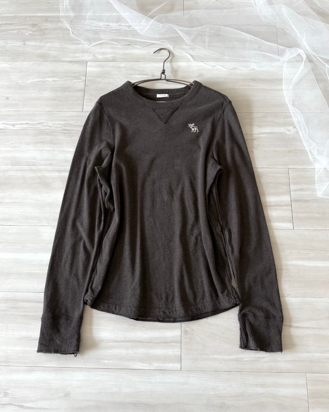 Abercrombie deep mocha brown long sleeve 상품이미지1