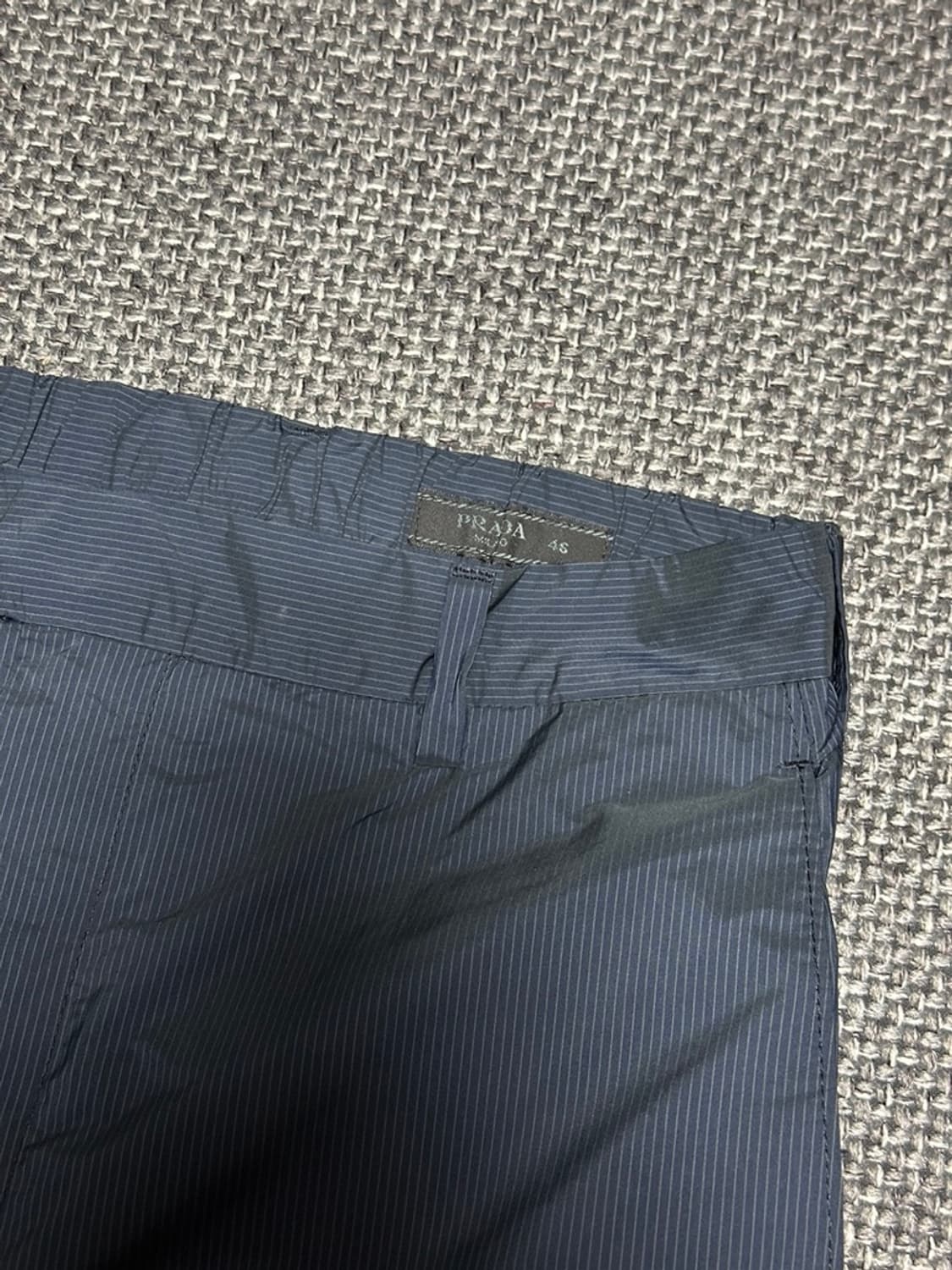 프라다 나일론 지퍼 조거팬츠 상품이미지5