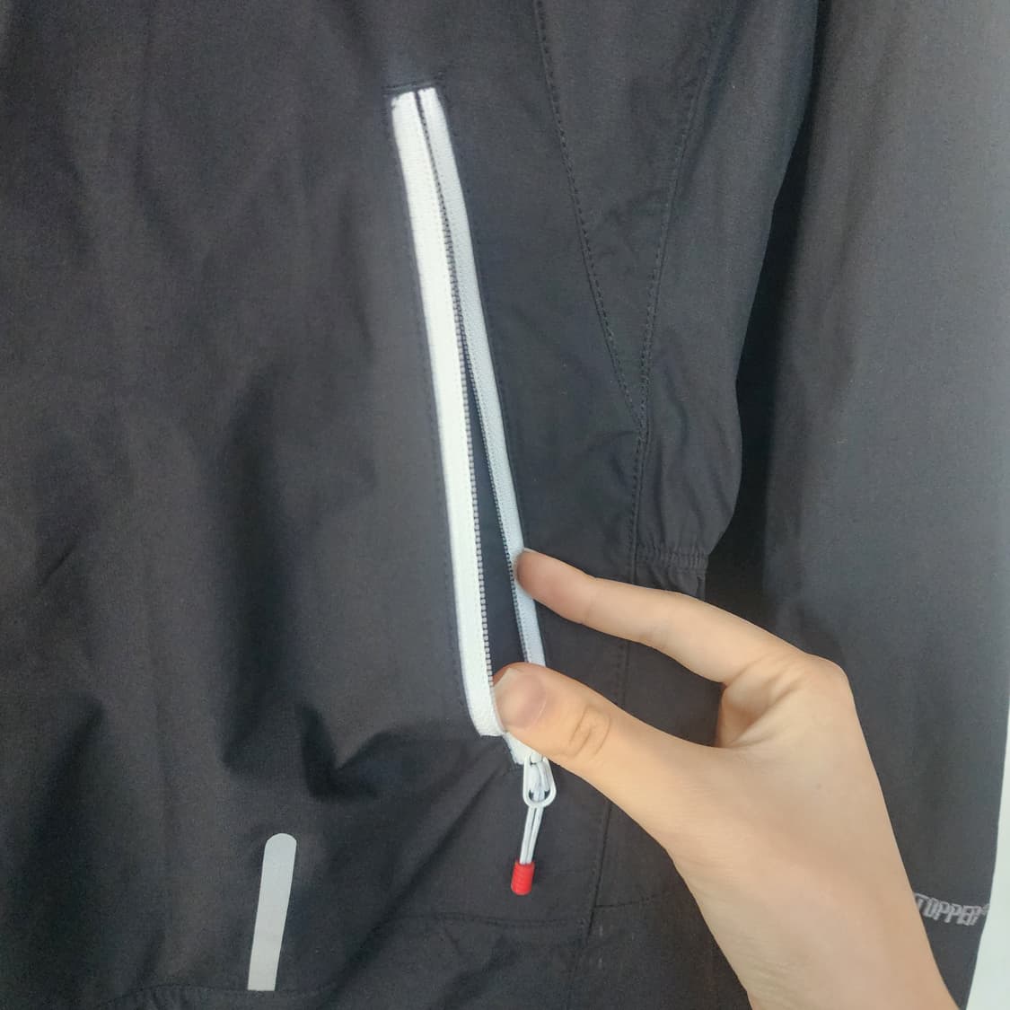 노스페이스 바람막이 자켓 블랙 상품이미지5