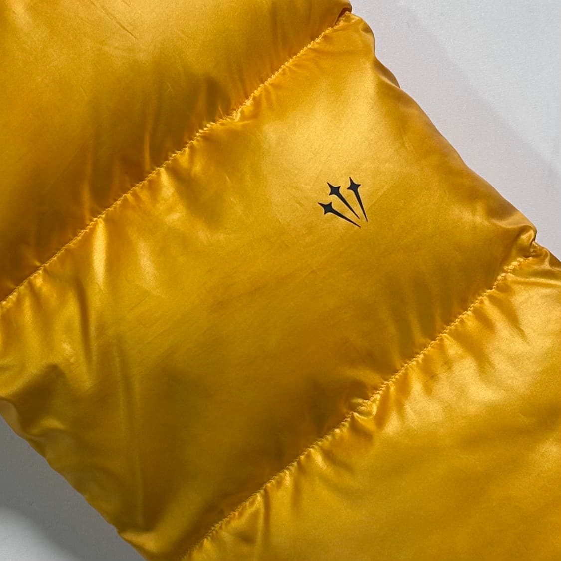 나이키x녹타 옐로우 패딩  상품이미지4