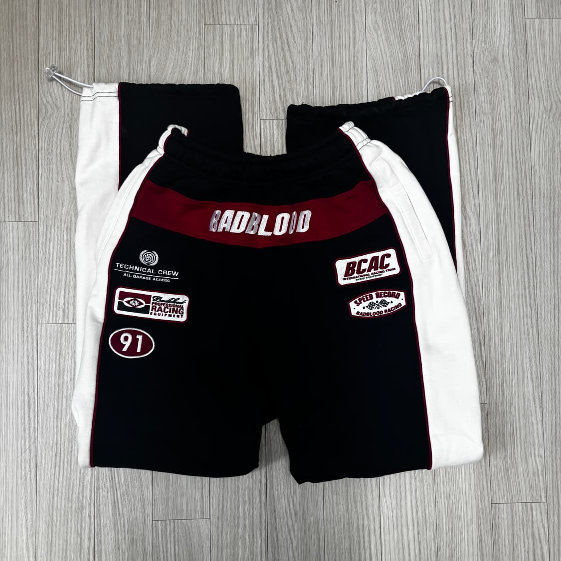 배드블러드 BCAC 레이싱 와이드 투웨이 조거 XS 상품이미지5
