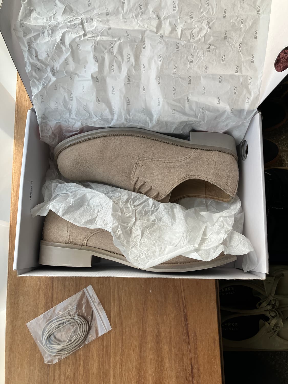 야세 카우하이드 더비 베이지 상품이미지2