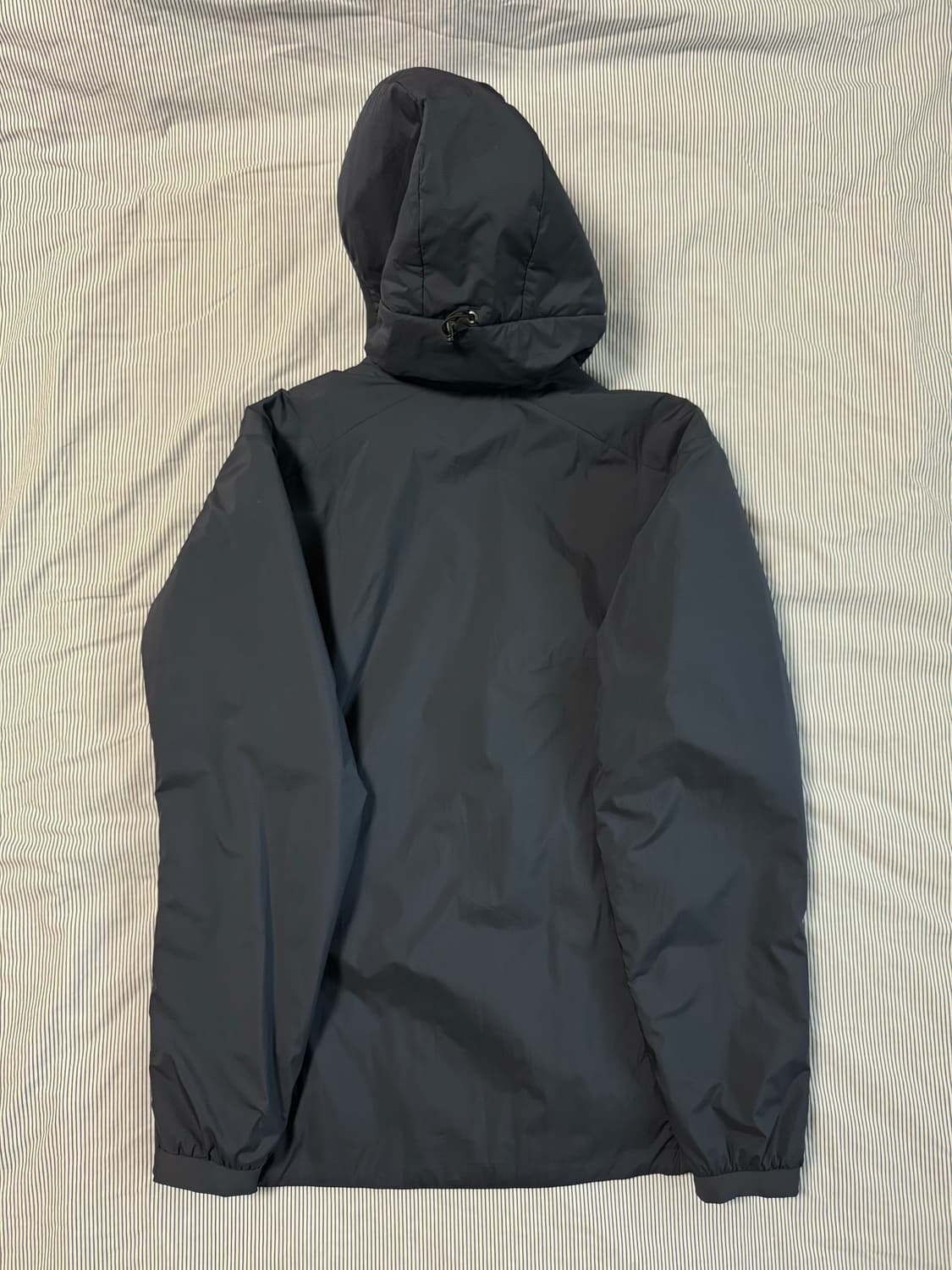 (새상품급) 아크테릭스 아톰 후디 블랙 사파이어 상품이미지3