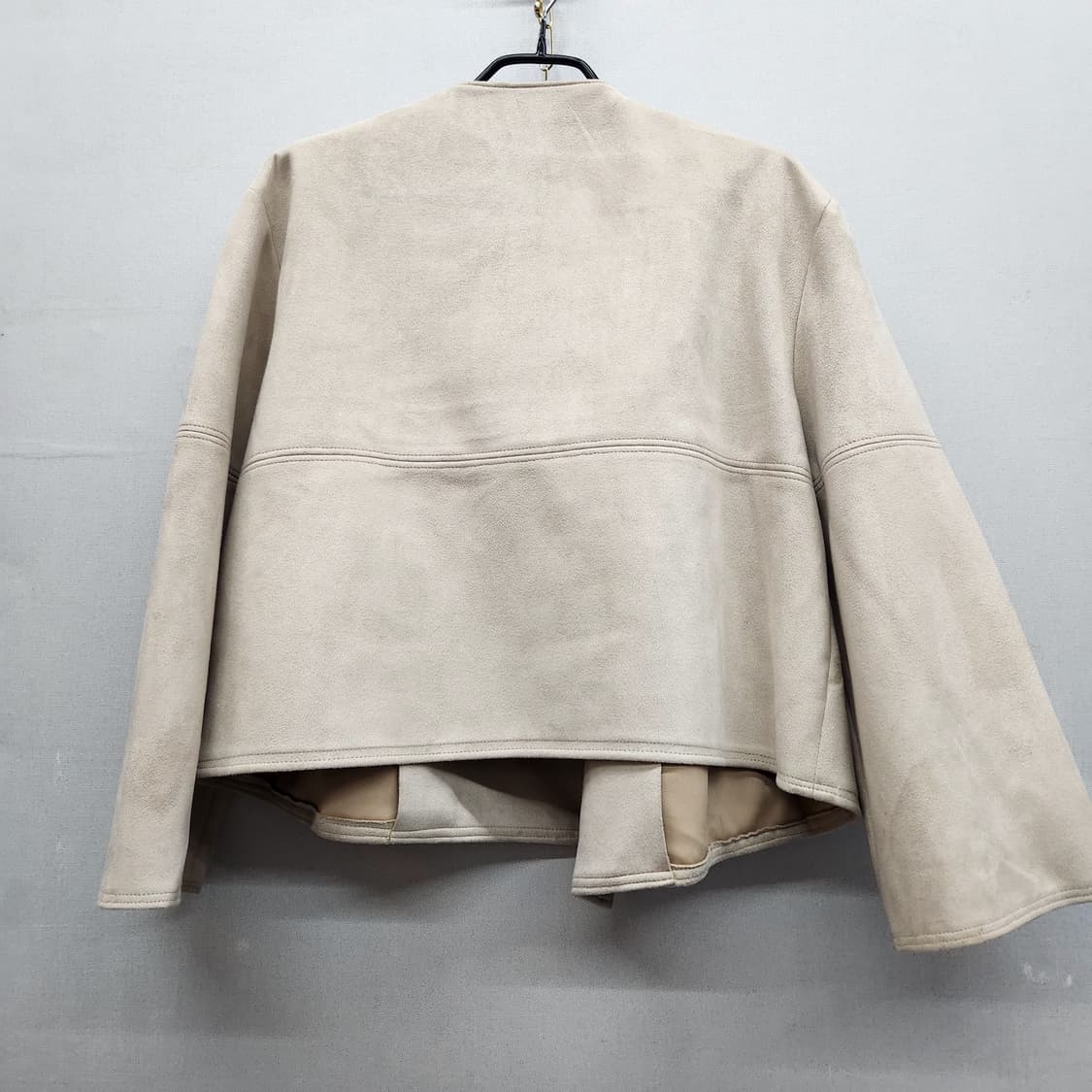 자라 ZARA 스웨이드 크롭 케이프 자켓 S(L) 상품이미지4