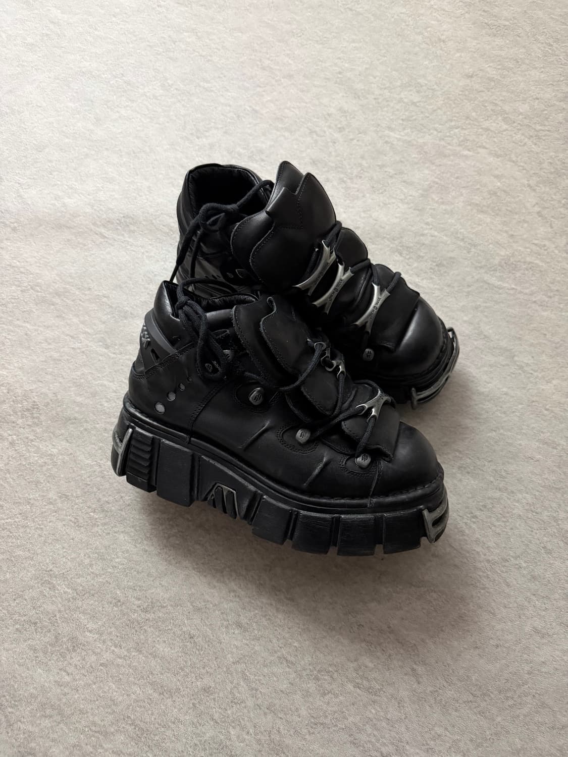 뉴락 메탈릭 앵클부츠 상품이미지5