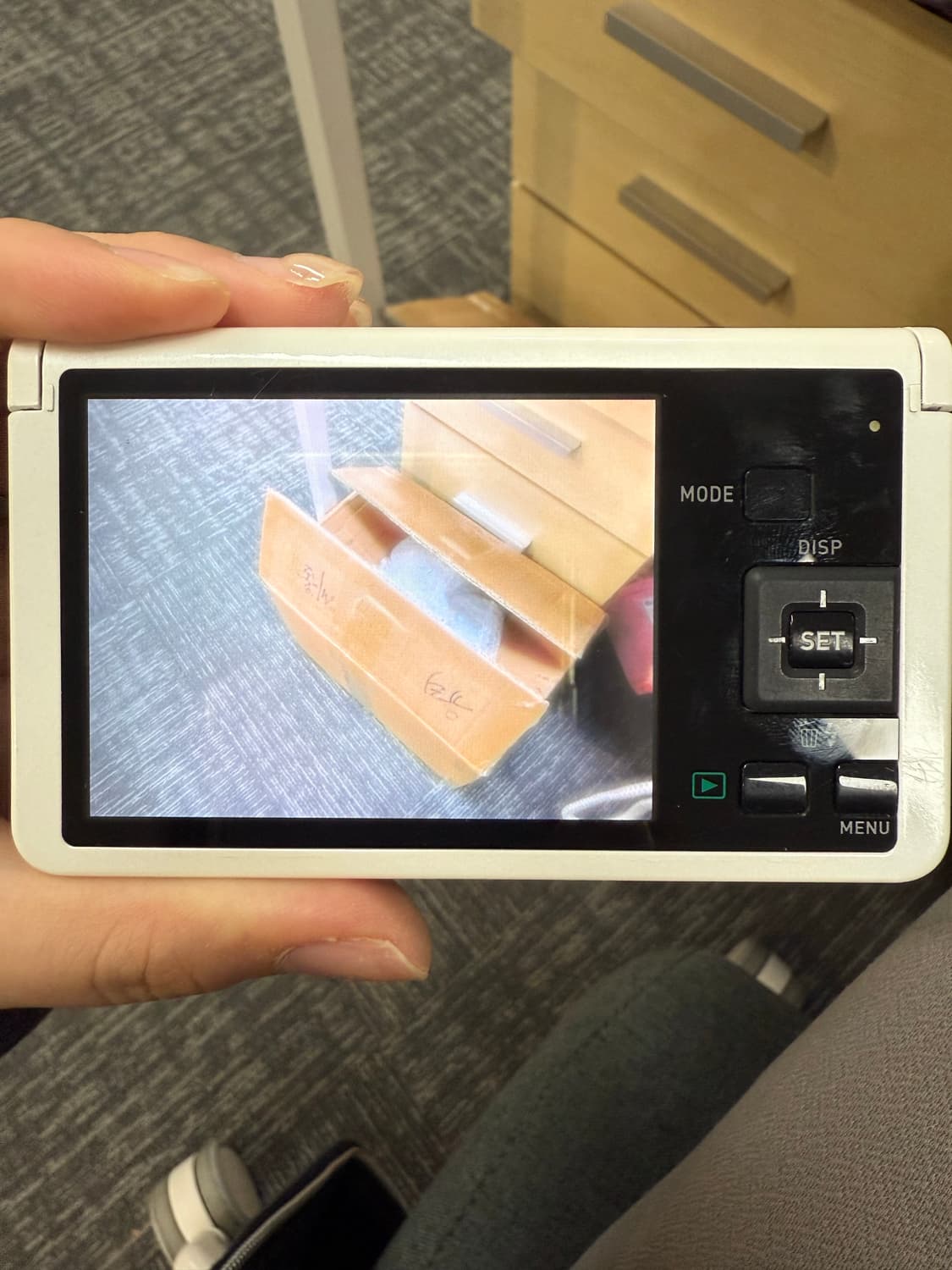 카시오 엑슬림 zr50 화이트 상태 좋움 상품이미지5