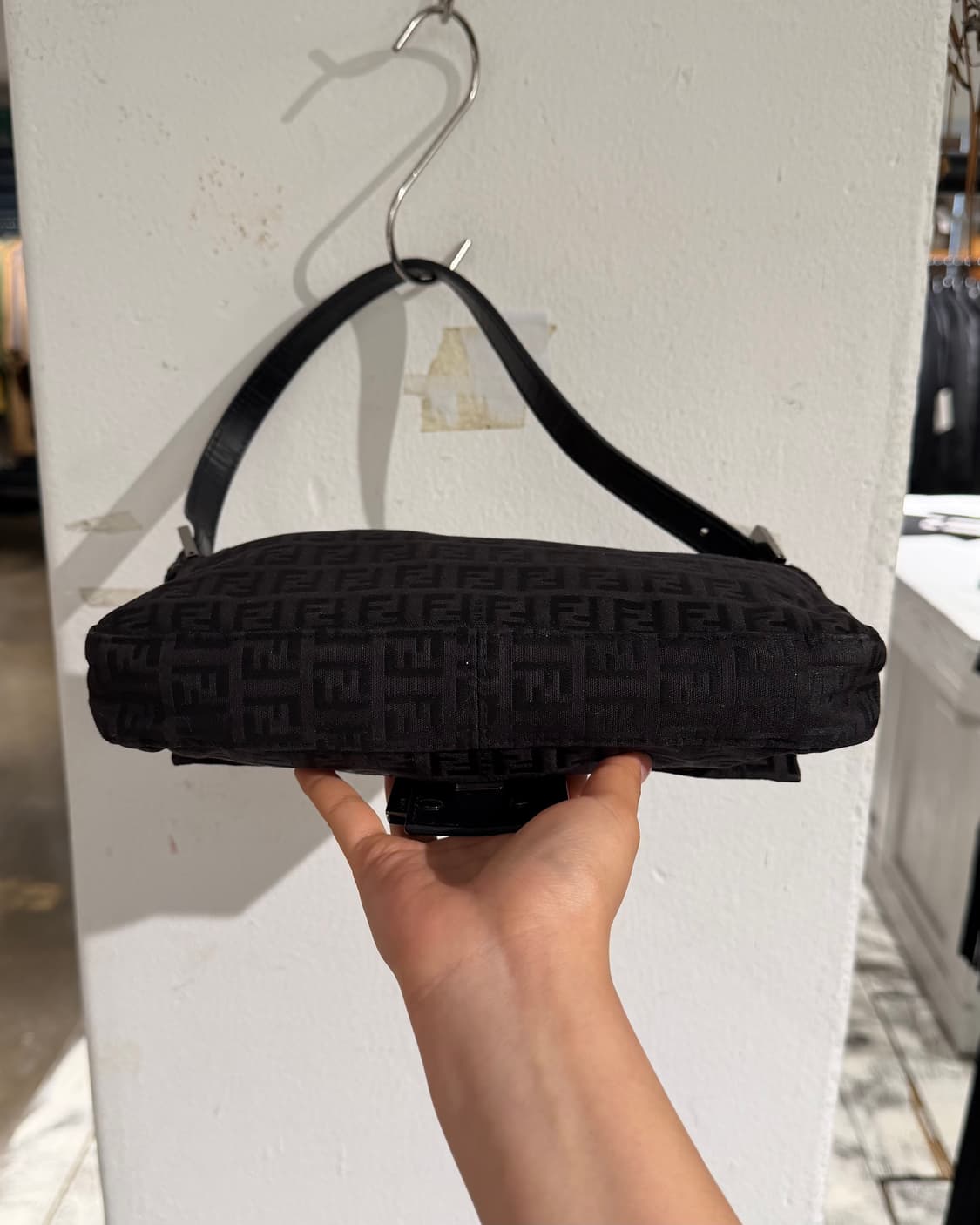 펜디 다크브라운 주키노 바게트 백 상품이미지6