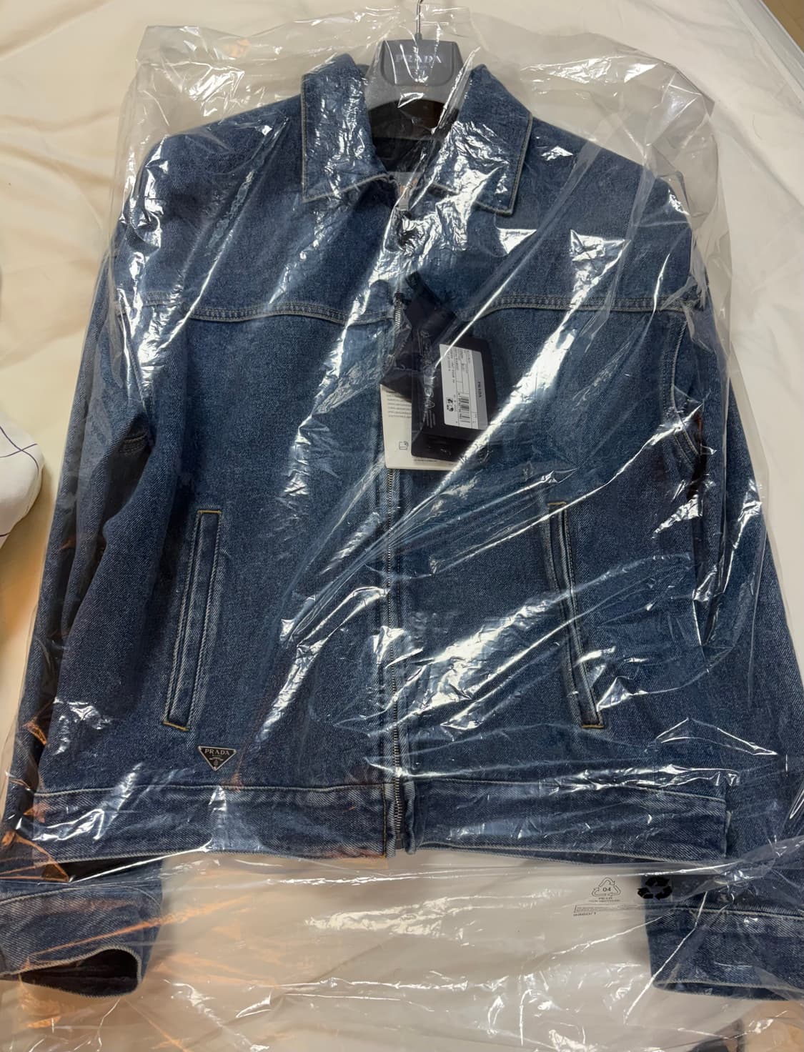 프라다 신상품 데님 블루종 사이즈 L 상품이미지5