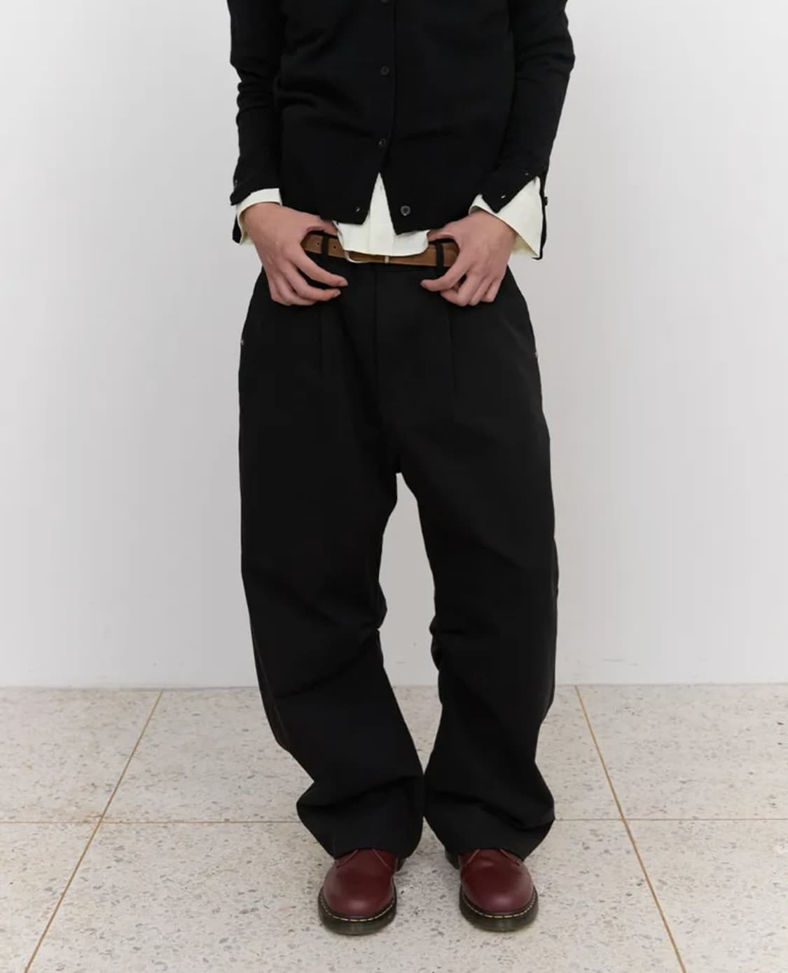 커브드 헤리티지 신치백 팬츠 상품이미지1