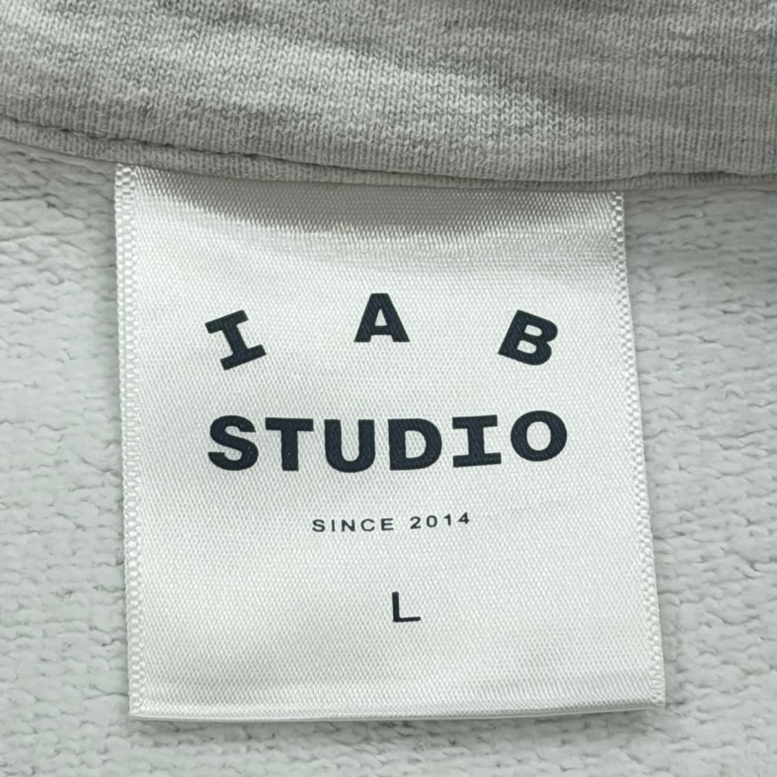 아이앱스튜디오 하프집업 풀오버 맨투맨 라이트 그레이 L 상품이미지6