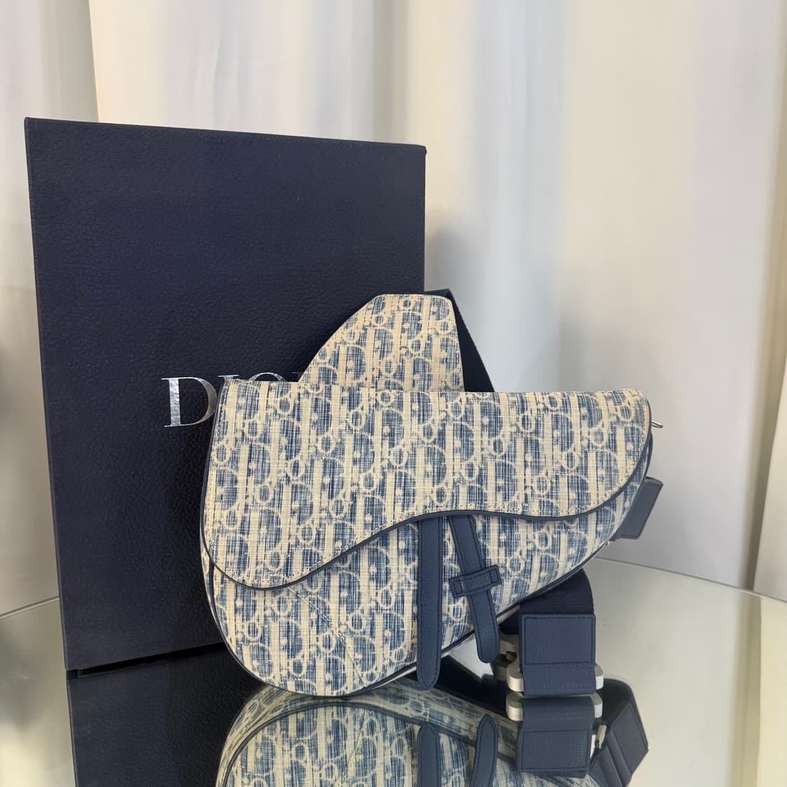 [한정판] 디올 오블리크 카스리 데님 새들백 미디움 상품이미지3