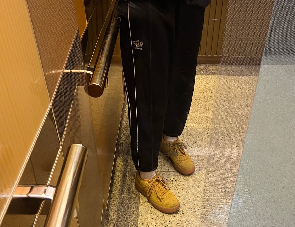 슈프림 크라운 트랙팬츠 상품이미지1