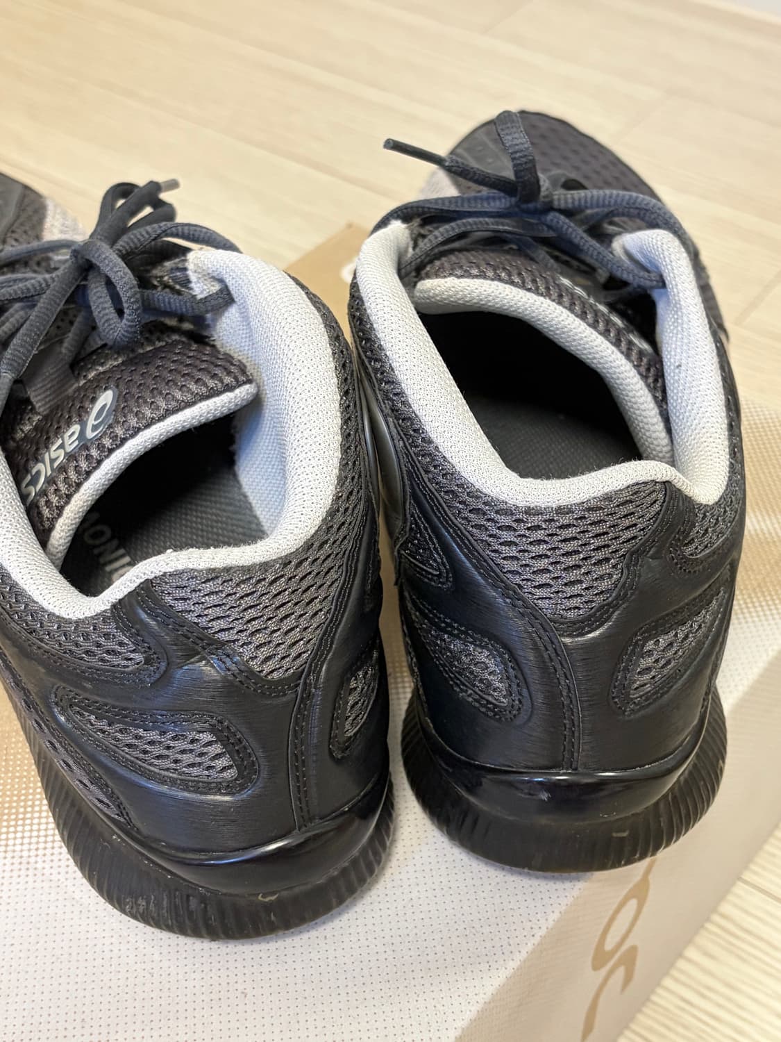 [282.5] 아식스 키코 젤 소켓 다크 그레이 상품이미지4