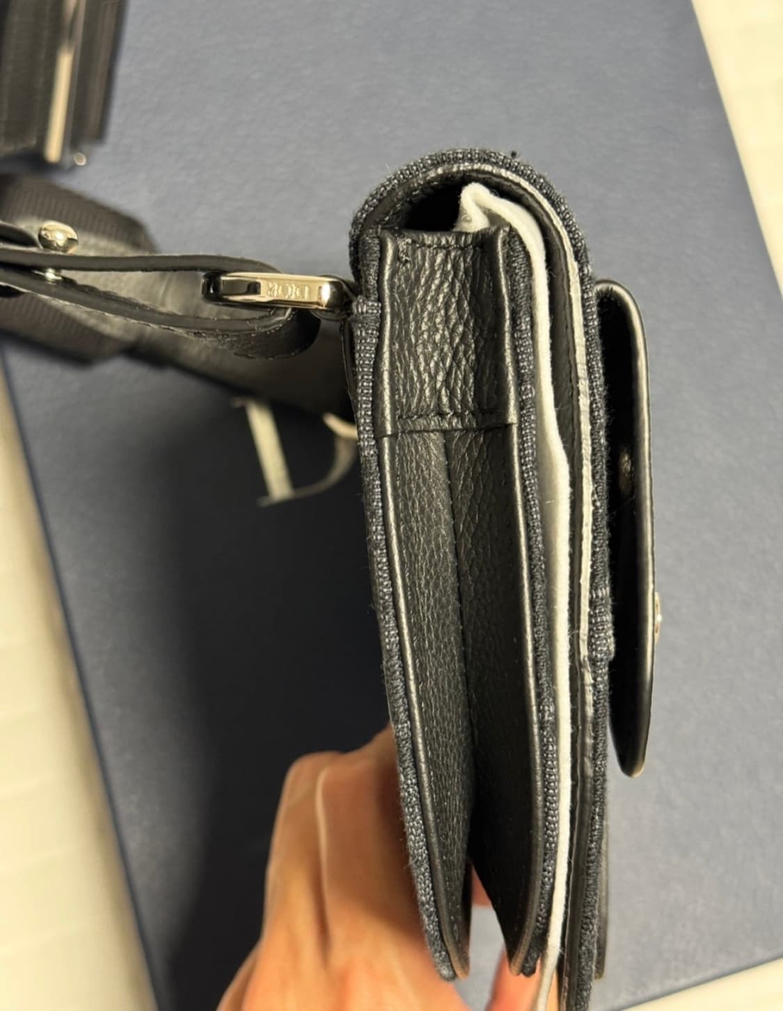 디올 새들 파우치 오블리크 맨 (거의 새상품 풀구성) 상품이미지4