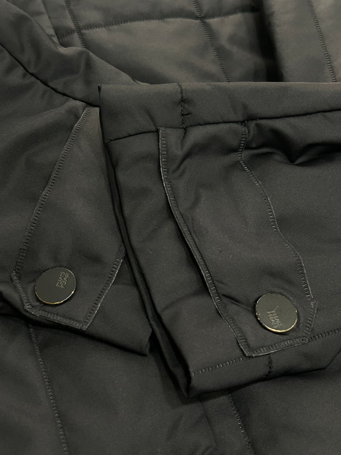 플리츠플리즈 이세이미야케 후드 경량패딩 3사이즈 (55) 상품이미지10