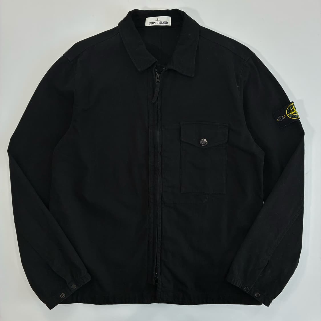 Stone island  스톤 아일랜드 와펜 블랙 투웨이 오버셔츠 자켓  상품이미지1