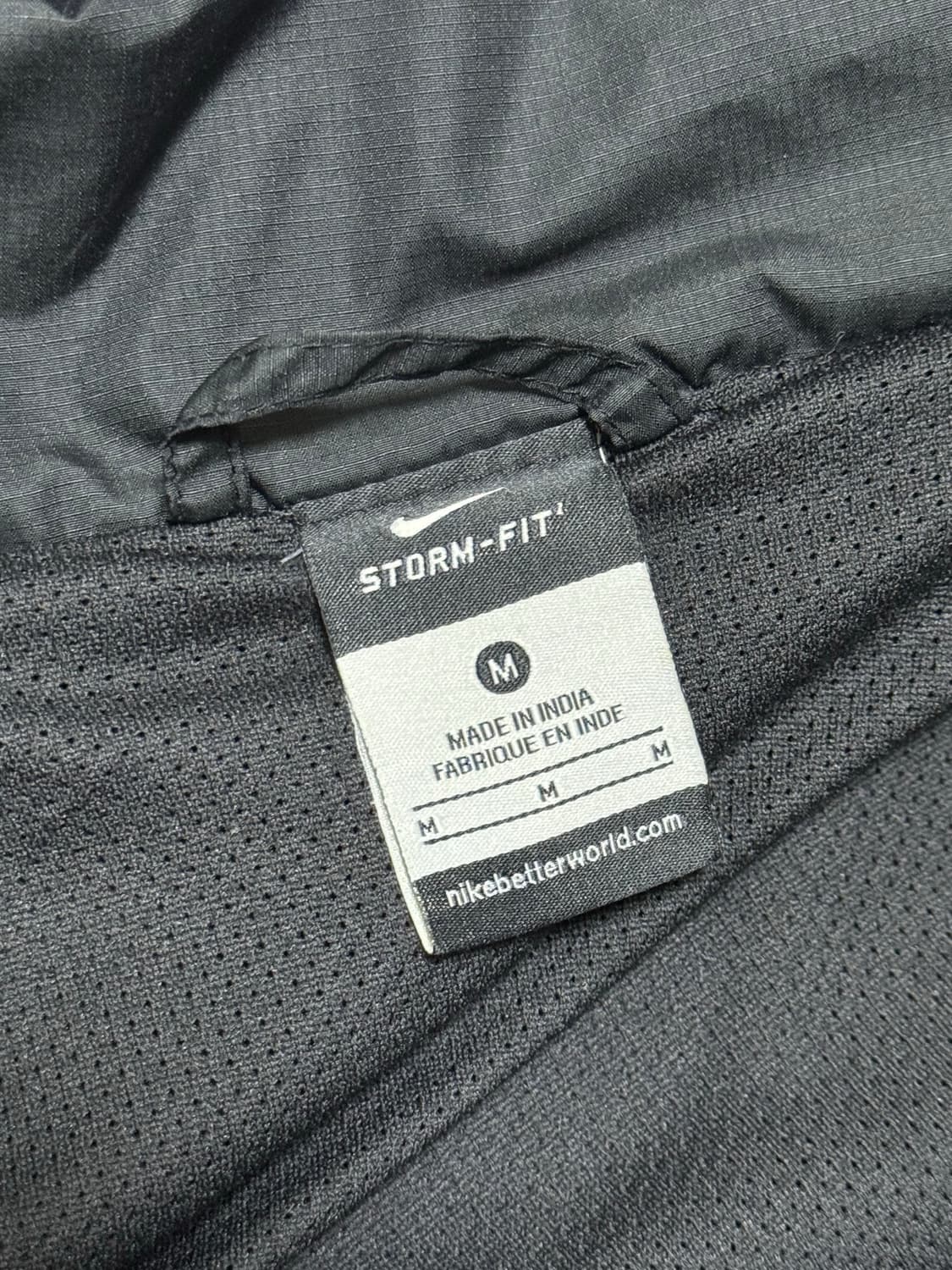 나이키 스톰핏 바람막이 블랙 M 상품이미지2