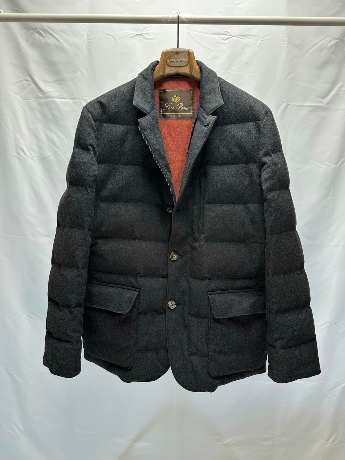 로로피아나 울·캐시미어 구스다운 패딩 자켓 M(100~105) 민트급 판 상품이미지1