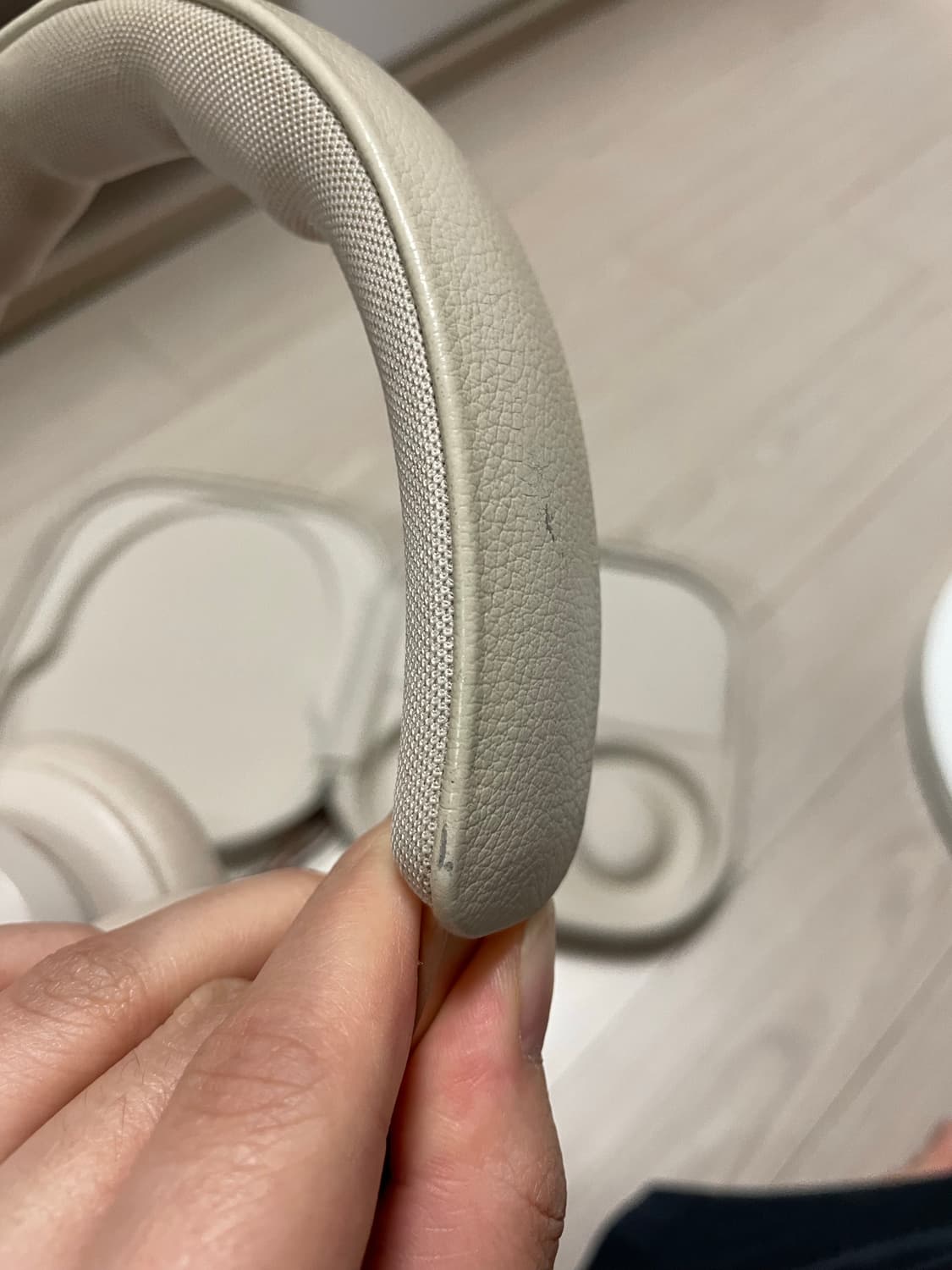 뱅앤올룹슨 베오플레이 HX 블루투스 무선 헤드폰 샌드 골드 상품이미지5