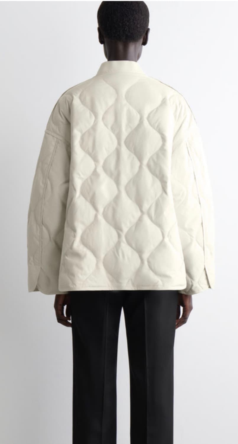 코스 오버사이즈 퀼티드 자켓 상품이미지2