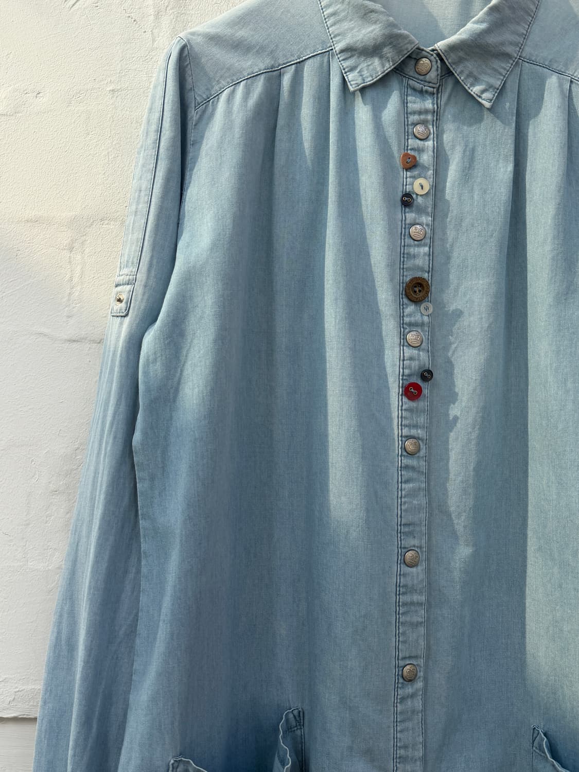 Sorridere 버튼 엠벨리시드 데님 원피스 L 상품이미지3