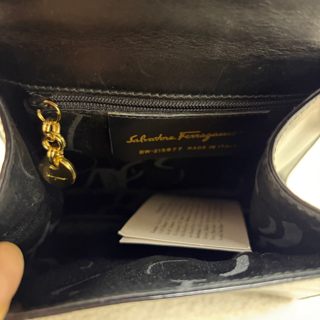 페라가모 바라 리본 블랙 미니 토트백 상품이미지9