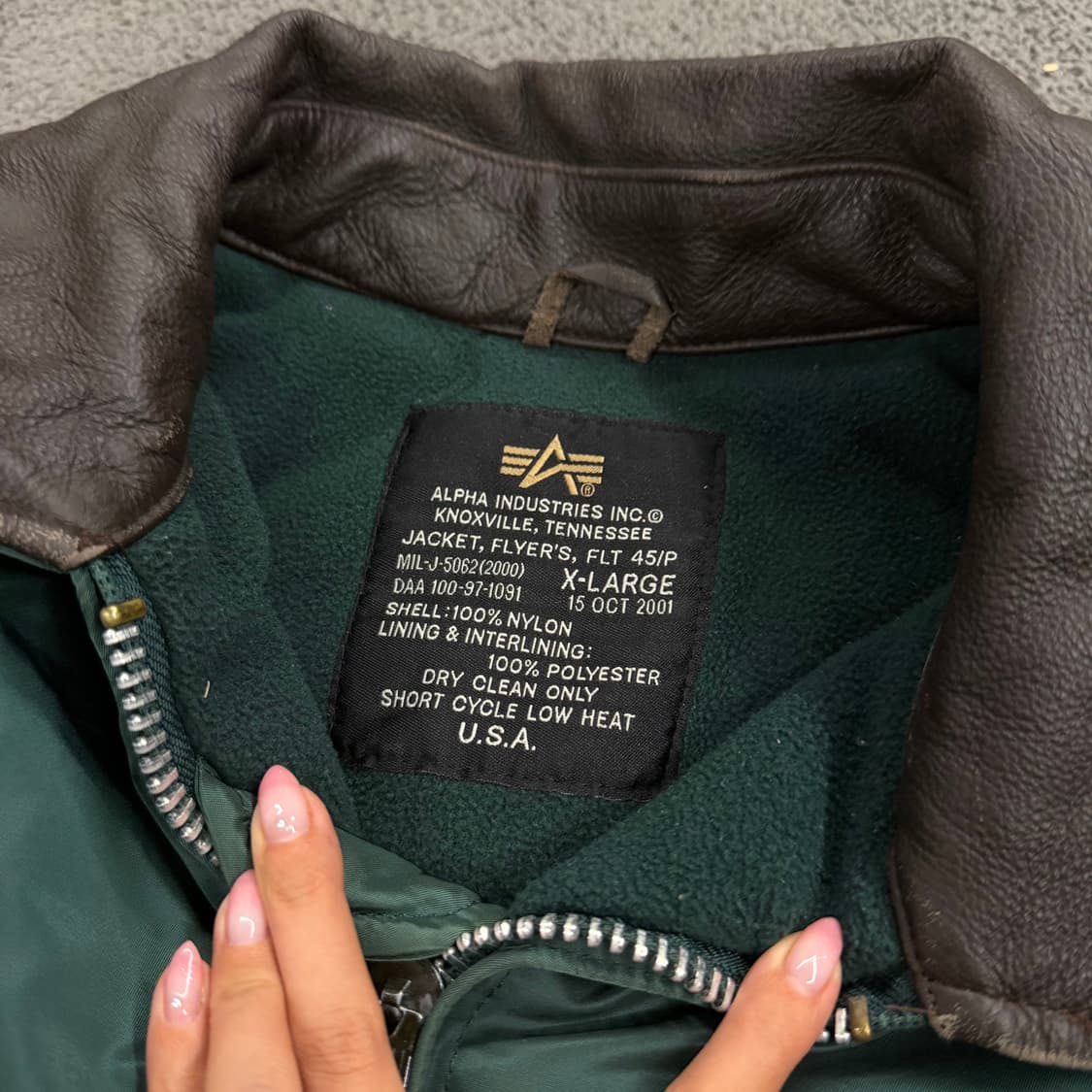 [정품/XL] 알파인더스트리 MA-1 가죽 배색 항공점퍼 상품이미지5