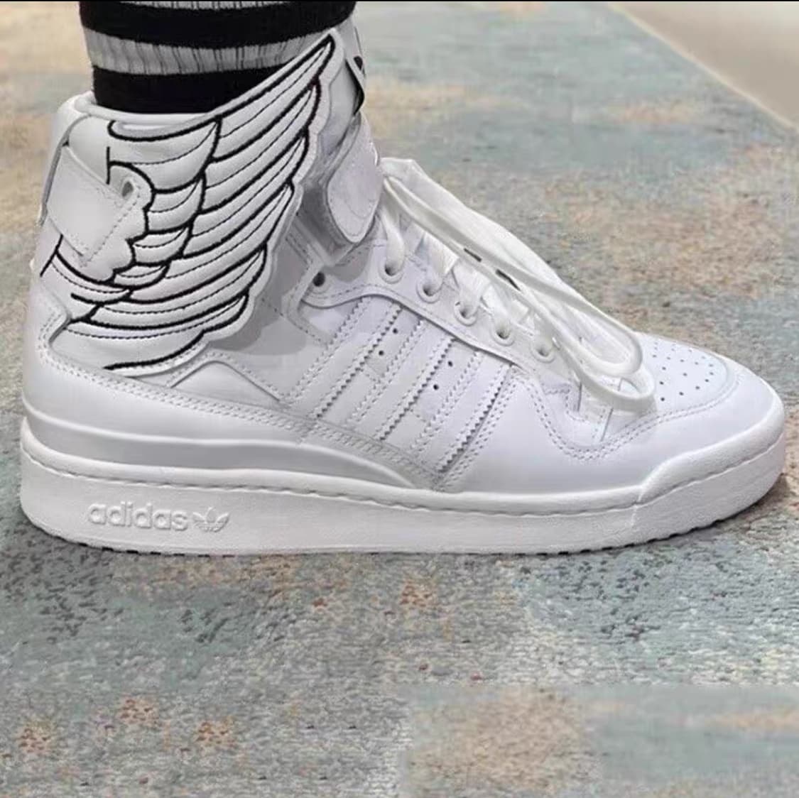 플레이보이카티 제레미스캇 윙 4.0 x 아디다스 상품이미지2