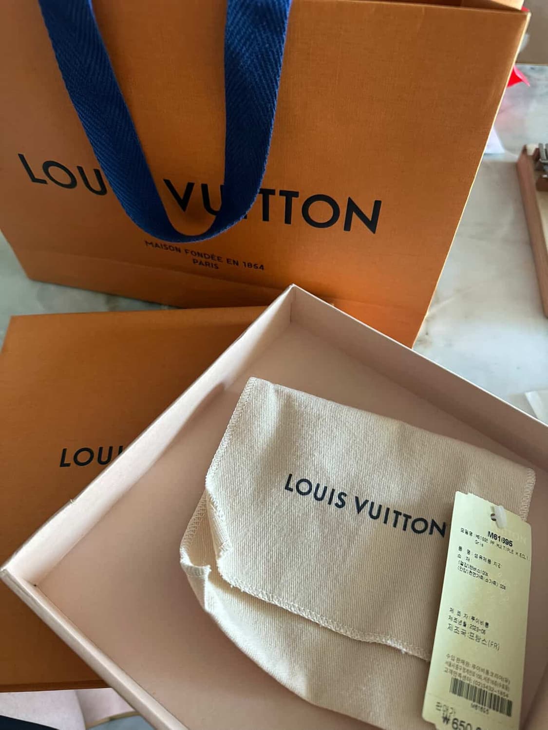 루이피통 모노그램 반지갑 (급처) 상품이미지3