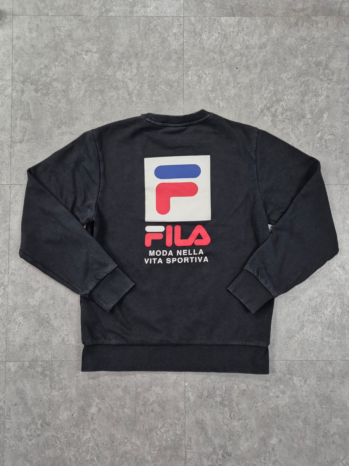 FILA 맨투맨 상품이미지2