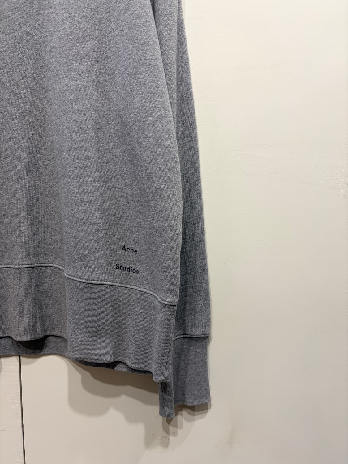 아크네 스튜디오 크루넥 스웻 셔츠 상품이미지3