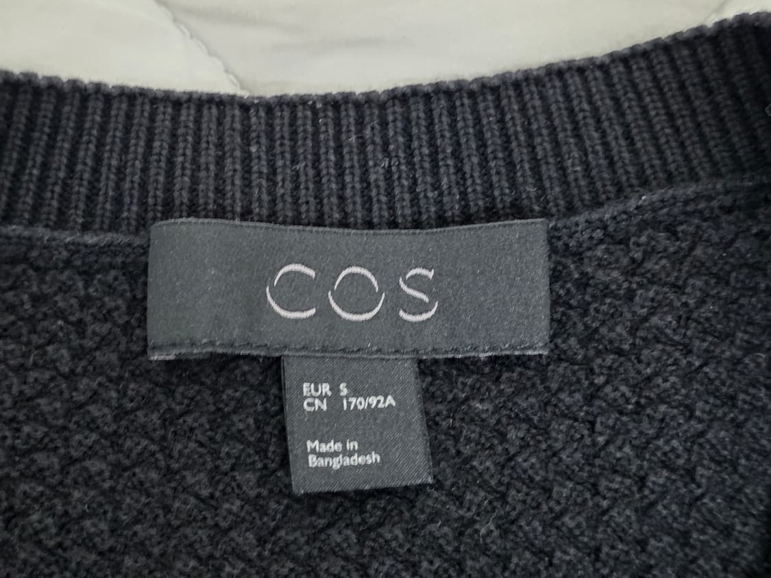 COS 코튼 크루넥 니트 블랙
 상품이미지2