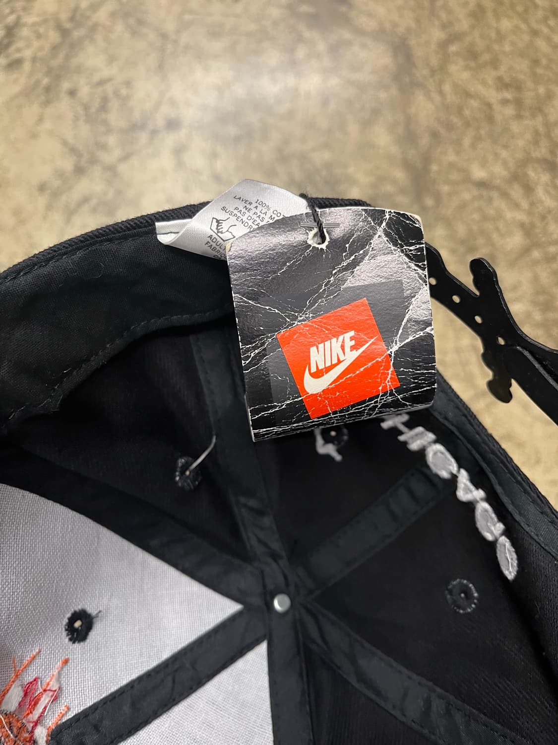 90s 마이클 조던 데드스탁 레스토랑 볼캡 블랙/레드 상품이미지7