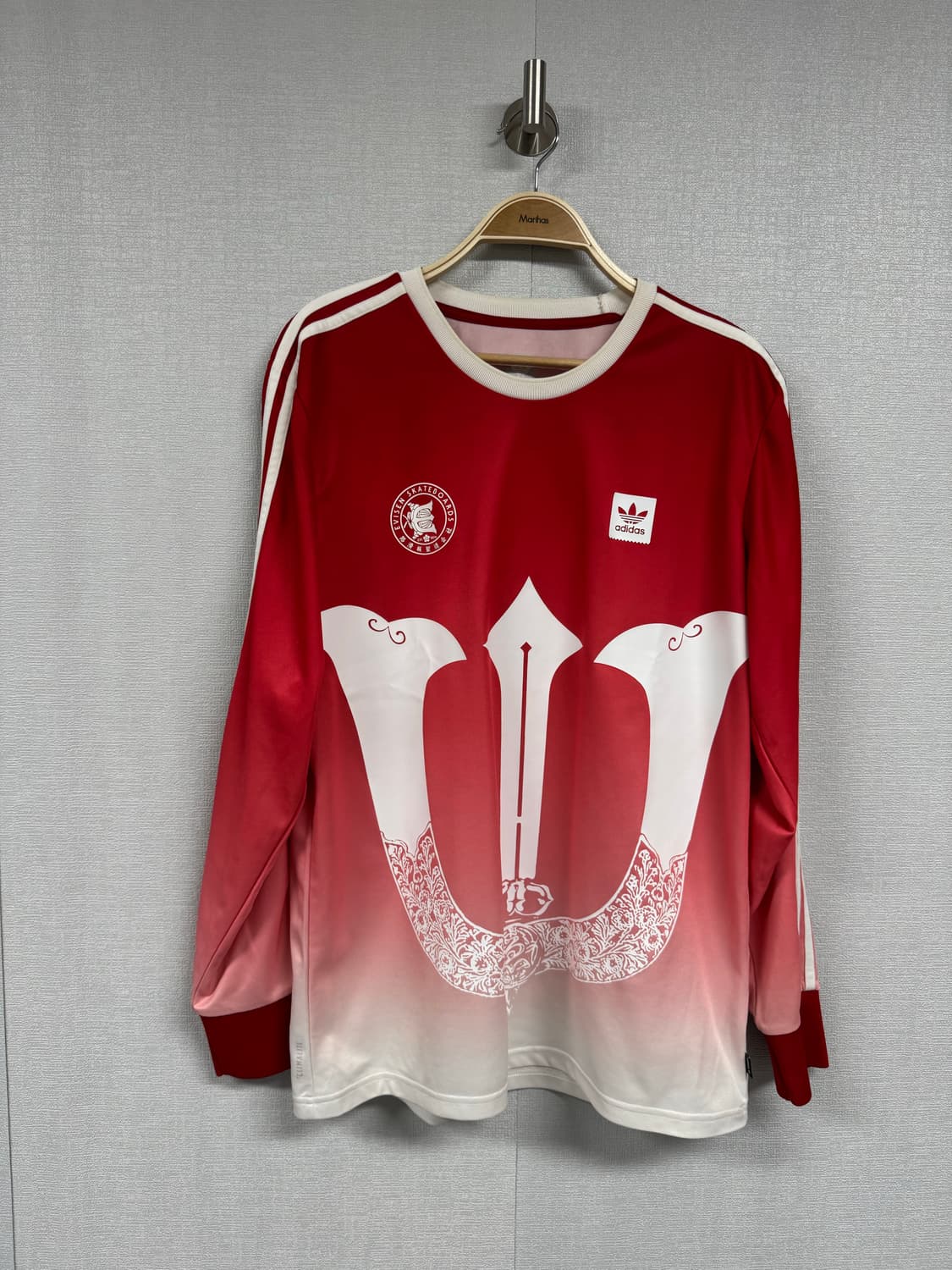 아디다스 스케이트보딩x에비센 저지 스칼렛 롱슬리브 상품이미지1