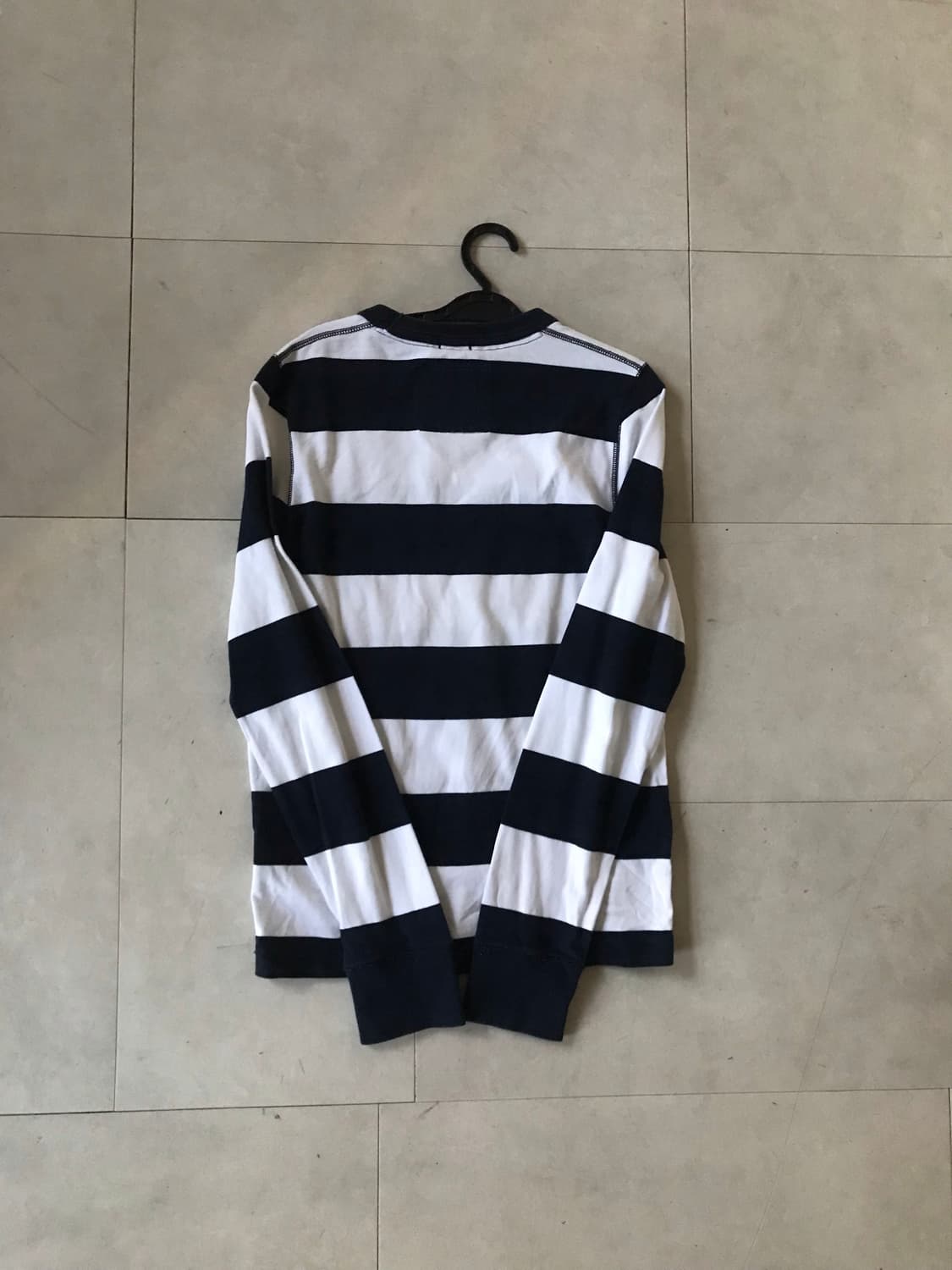 아베크롬비 네이비 스트라이프 롱슬리브 상품이미지9