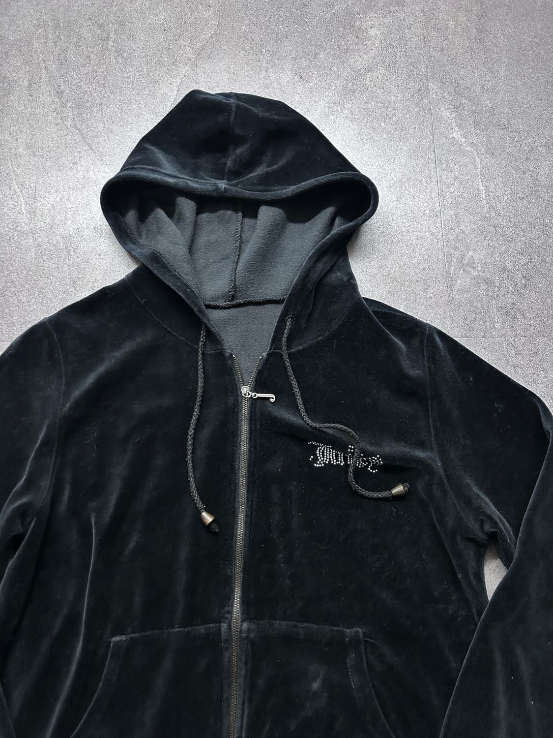 Juicy Couture Velvet Rhinestone Hoodie 상품이미지5