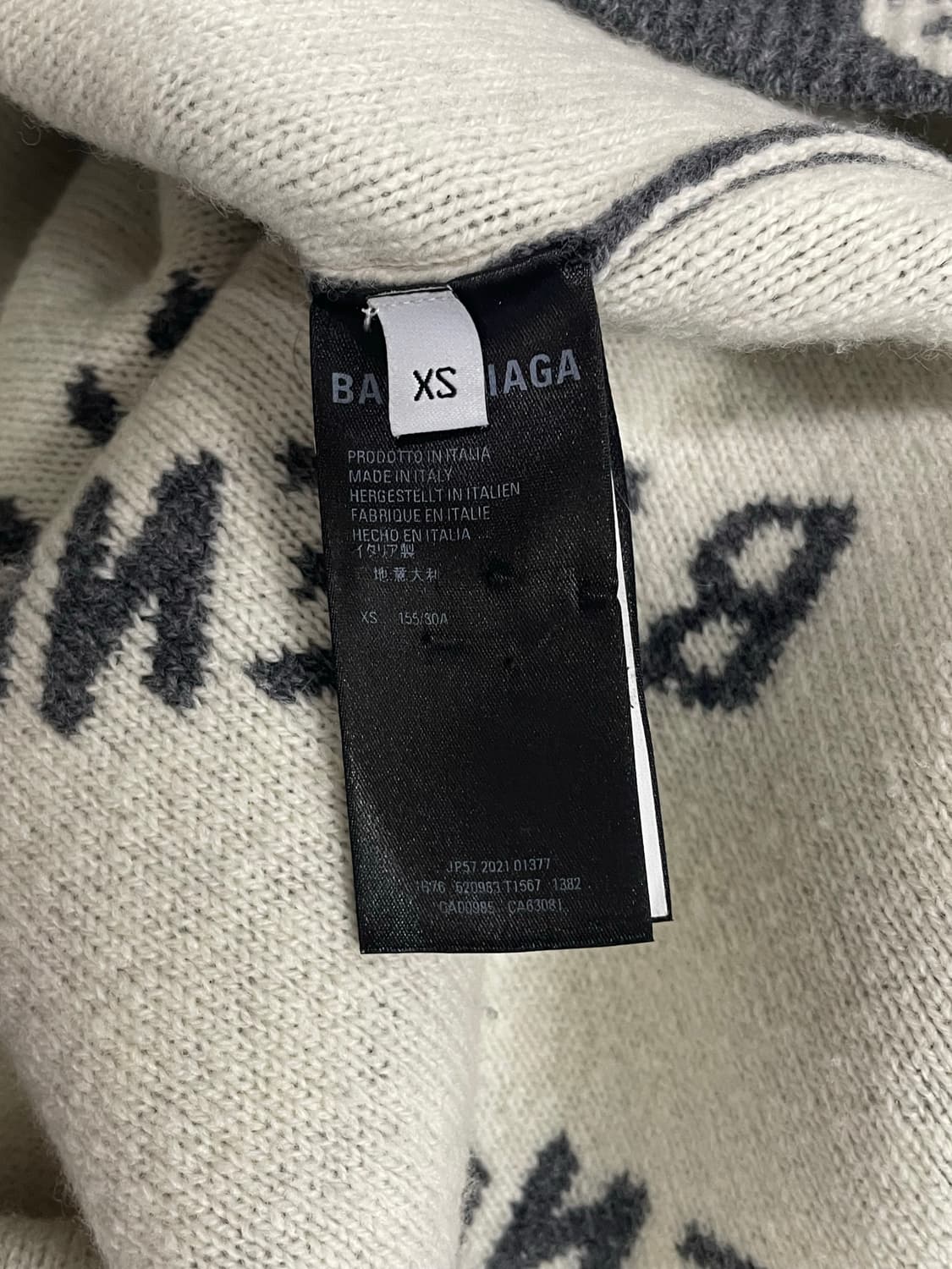 [백화점판] 발렌시아가 멀티로고 울 오버 니트 차콜 [105] 상품이미지4