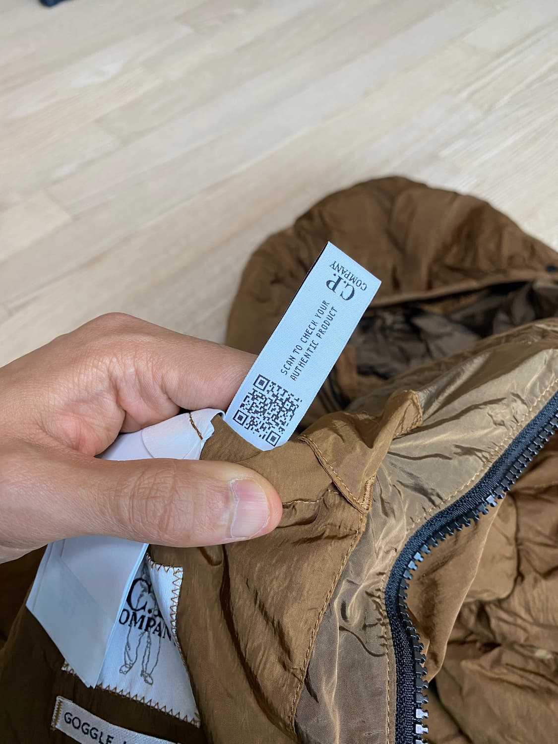 CP컴퍼니 에코 크롬 R 다운 자켓 패딩 브라운 52 상품이미지4