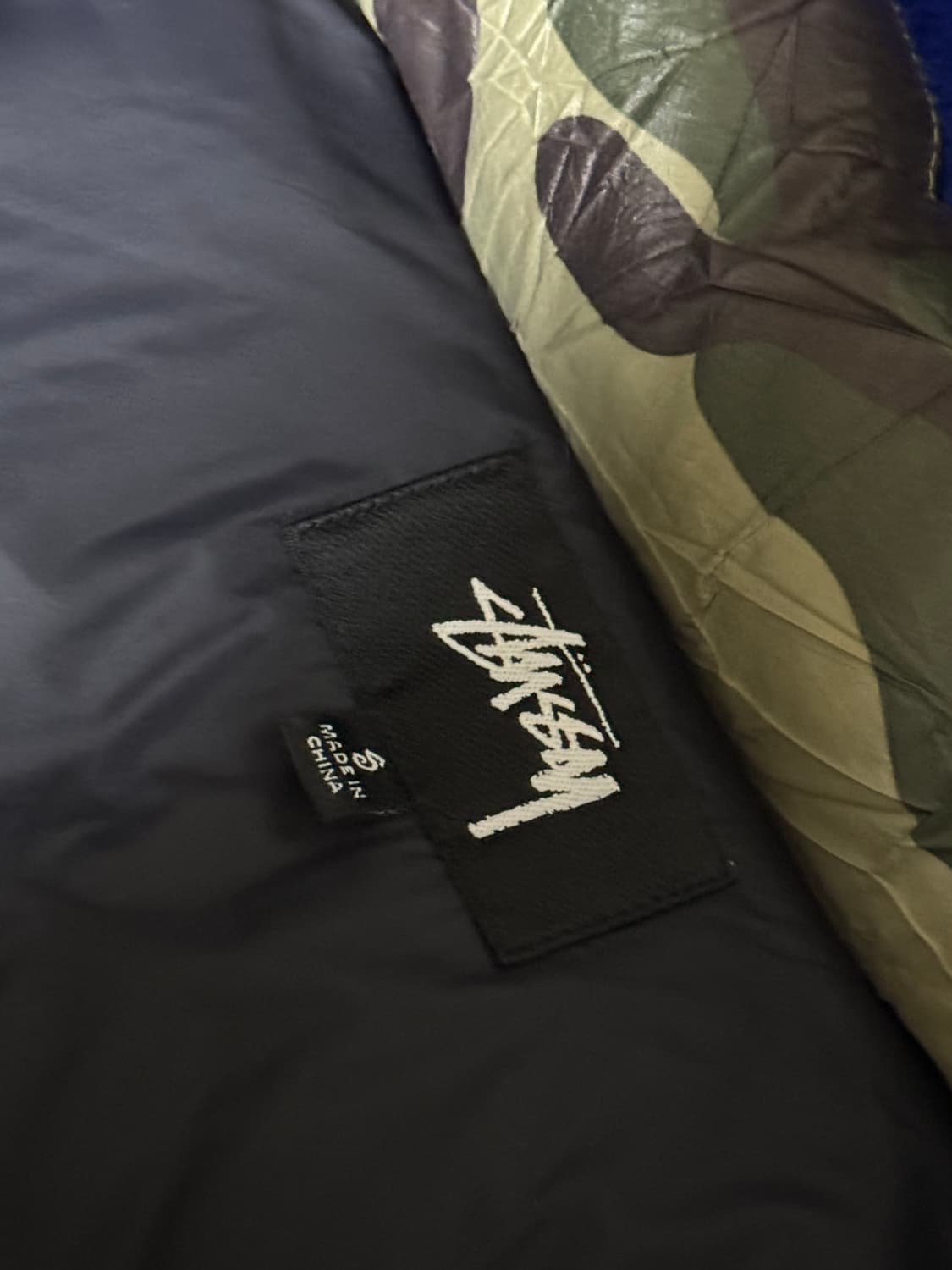 스투시 링클 나일론 다운 푸퍼 우드랜드 카모S 상품이미지5