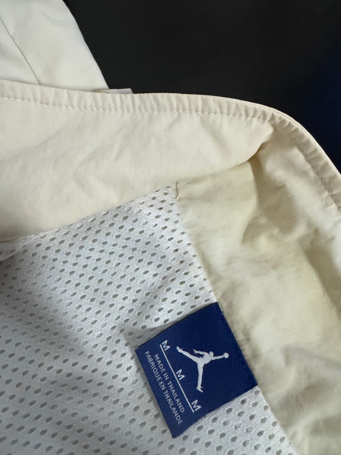 나이키 조던 에어 오버핏 바람막이 자켓 M 상품이미지4