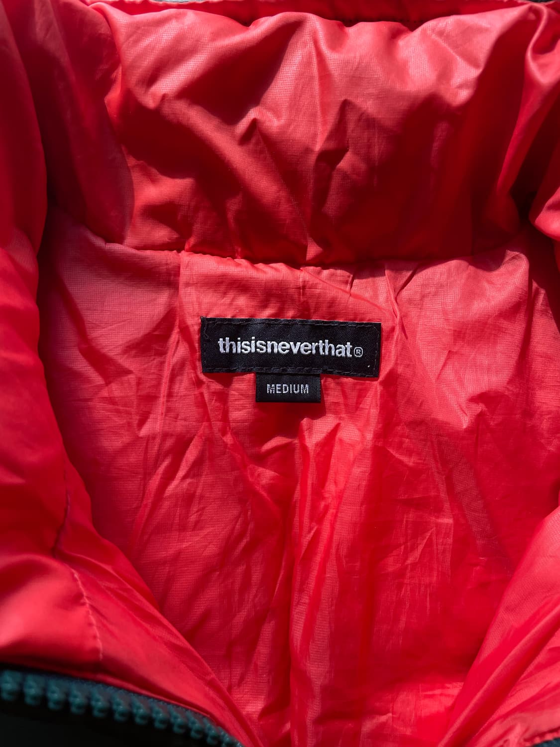 Thisisneverthat 디네댓 패딩 M 상품이미지4