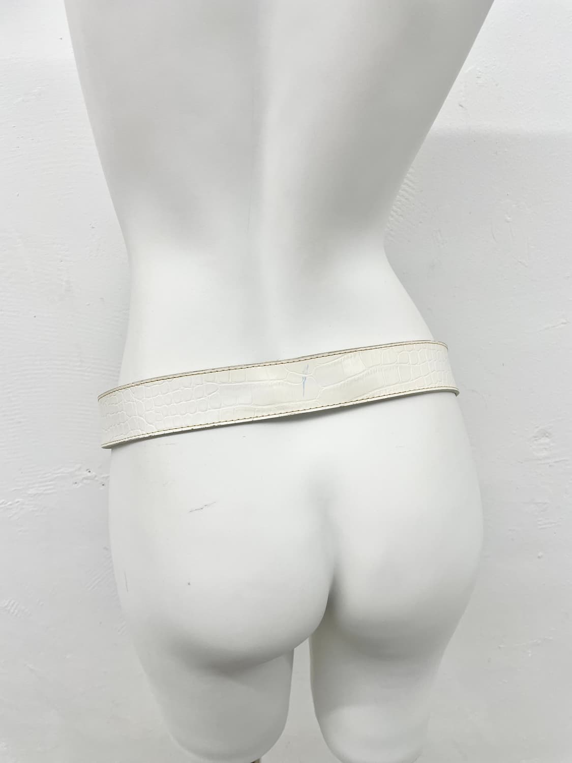 화이트 스터드 큐빅 버클 벨트 상품이미지4